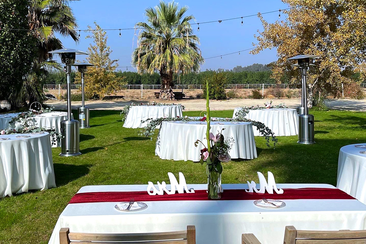 Wedding Seating at Hidden Palms Bakersfield California